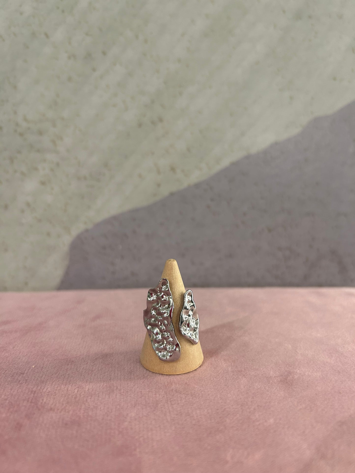 Anello metal