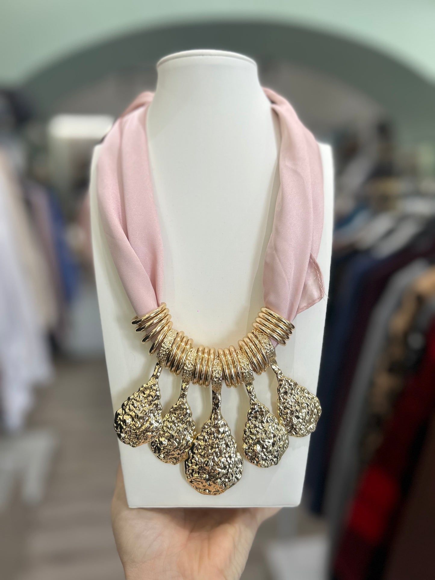 COLLANA GILL